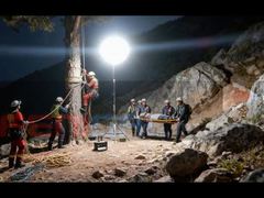 90cm 360° বহনযোগ্য ঝলমলে-মুক্ত মুন বেলুন লাইট